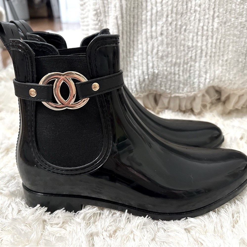 CC-ish Rain Booties